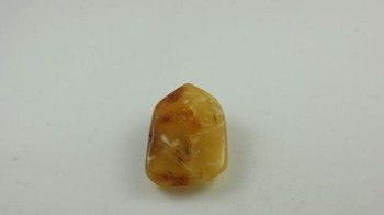 bursztyn bałtycki otwór żółty polerowany naturalny 9,8 g