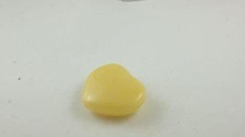 bursztyn kolumbijski polerowany walec żółty natura 13,7 g