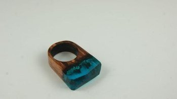 Pierścionek bursztyn bałtycki P132