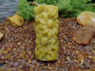 Świeca z wosku pszczelego trójwymiarowa w kształcie KWIATÓW RUMIANKU