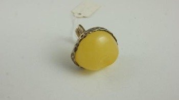 Pierścionek bursztyn bałtycki P97