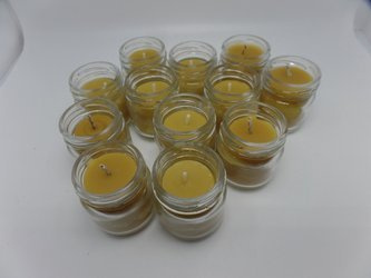 Ekologiczna świeca w słoiku z wosku pszczelego