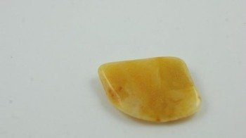 WIELOKOLOROWY PŁASKI ZÓŁTO BIAŁY BURSZTYN BAŁTYCKI