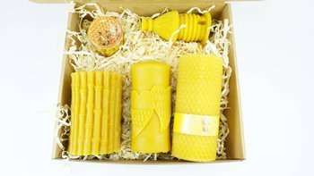 Zestaw czterech świec z wosku pszczelego