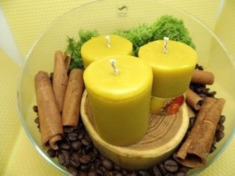 Ekologiczna świeca z wosku pszczelego w kształcie słupka