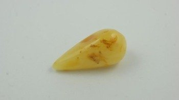 KSZTAŁT KROPLA UNIKAT KOLEKCJONERSKI BURSZTYN