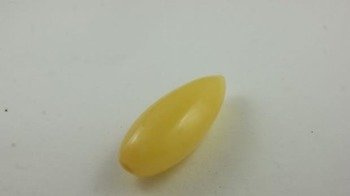 bursztyn kolumbijski polerowany łezka żółty 21,1 g