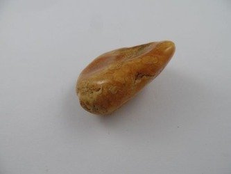 bryła bursztyn bałtycki kolor toffie pomarańcz