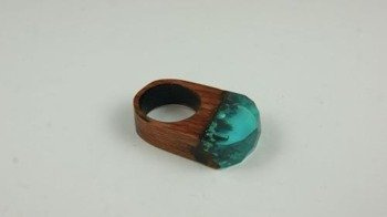 Pierścionek bursztyn bałtycki P130