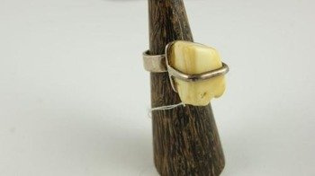 Pierścionek bursztyn bałtycki P73