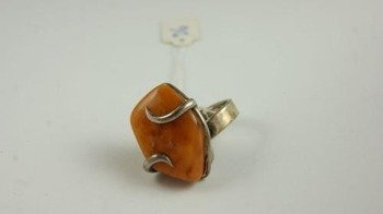 Pierścionek bursztyn bałtycki P91