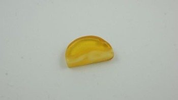 PÓŁKSIĘŻYC PÓŁKOLE UNIKAT KOLEKCJONERSKI BURSZTYN