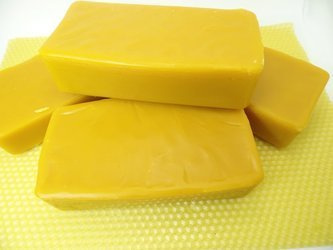 Wosk pszczeli w kształcie kostki 3 szt.