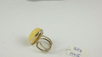 Pierścionek bursztyn bałtycki P35