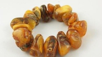Bransoletka z bursztynu bałtyckiego BR09