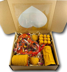 Zestaw świec na DZIEŃ KOBIET "Miłosne pożądanie" pięć świec z wosku pszczelego + tabliczka zapachowa